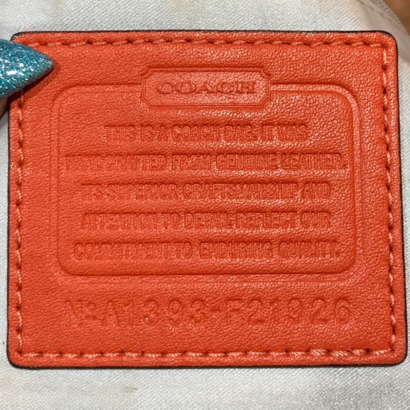 COACH Signature Leather Shoulder Bag ๐งก - Picture 5 of 11